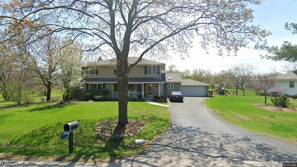 Downers Grove: Single-family home sells for $925,000
