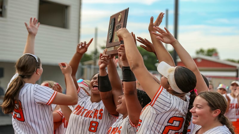 Photos: Oswego vs. Plainfield East softball Class 4A Yorkville Sectional final