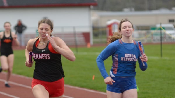 2006 Daily Chronicle girls track and field preview: Team-by-team capsules