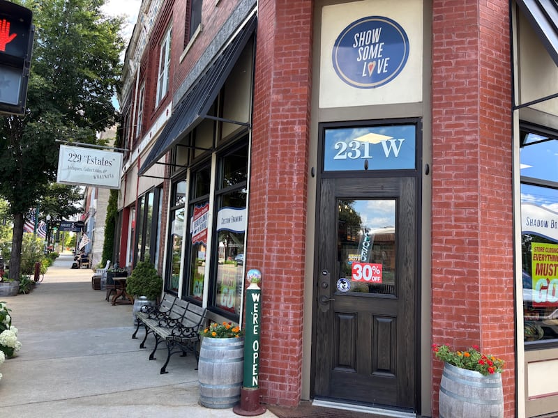 Heartland by Hand announced that its downtown Ottawa gift shop is closing and its framing services will be relocating.