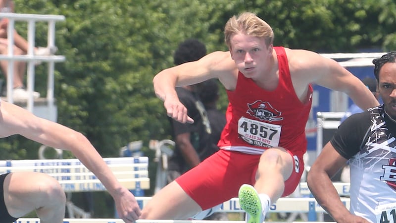 Ottawa’s Weston Averkamp has day to remember at IHSA state track meet, medals in both Class 3A hurdles races
