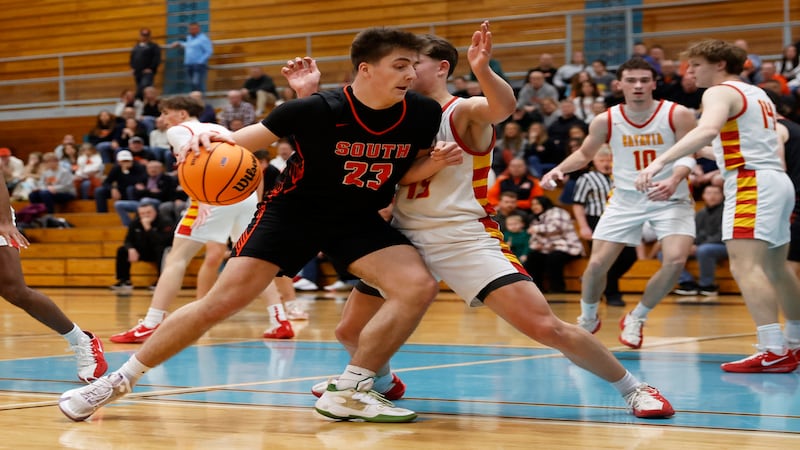David Showman showers in 33 points, leads Wheaton Warrenville South to regional title win over Batavia