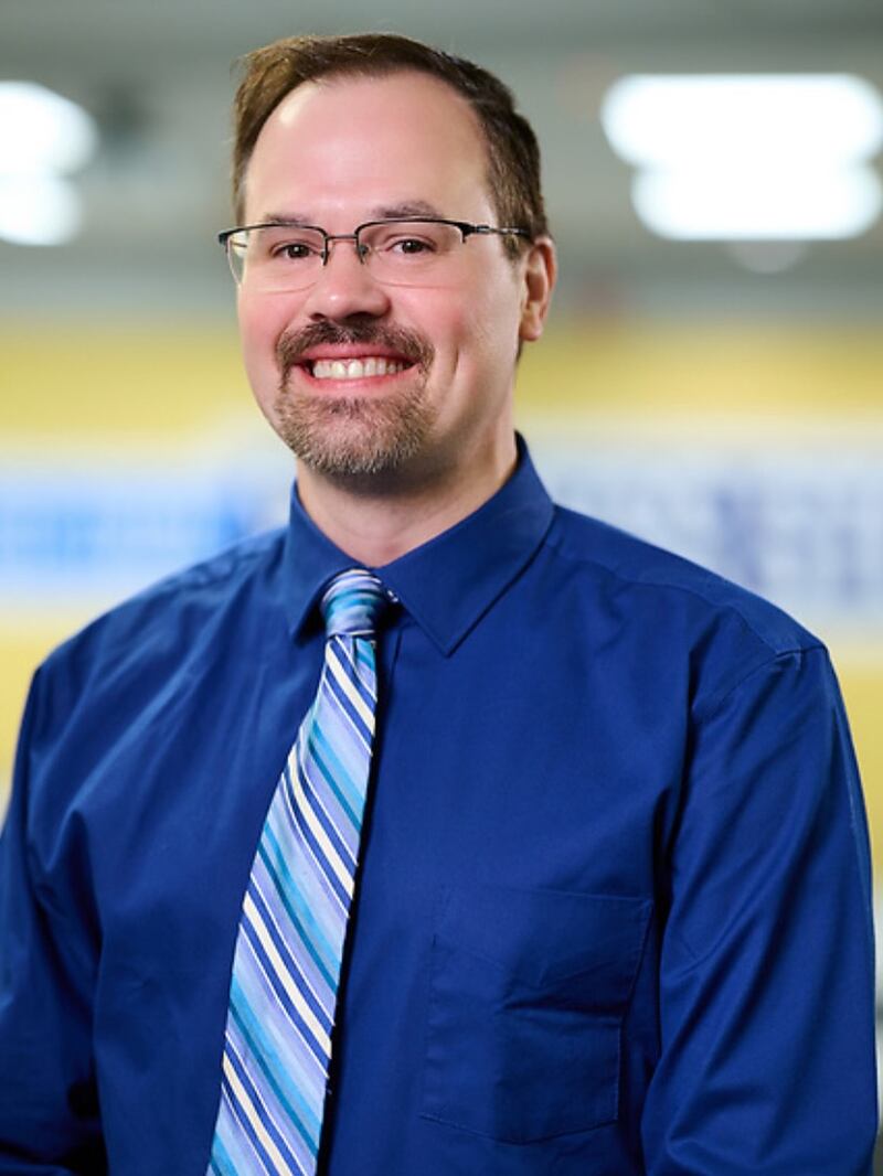 Best-selling author Joe Chianakas will speak at Illinois Valley Community College at 12:30 p.m. on Monday, Oct. 20, as part of LGBTQ+ History Month activities, according to an IVCC news release.