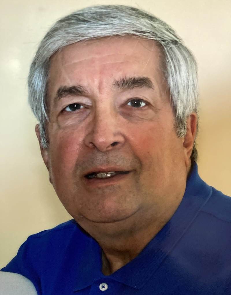 Frank C. Oathoudt, a Vietnam War veteran and longtime newspaper journalist, is honored through a new scholarship established in his name by his family.