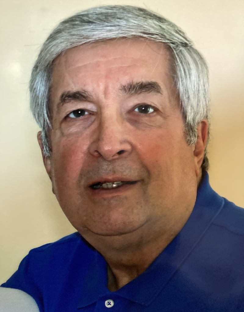Frank C. Oathoudt, a Vietnam War veteran and longtime newspaper journalist, is honored through a new scholarship established in his name by his family.