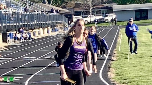 Mariyah Elam, Mendota girls edge Princeton at Ferris Invite