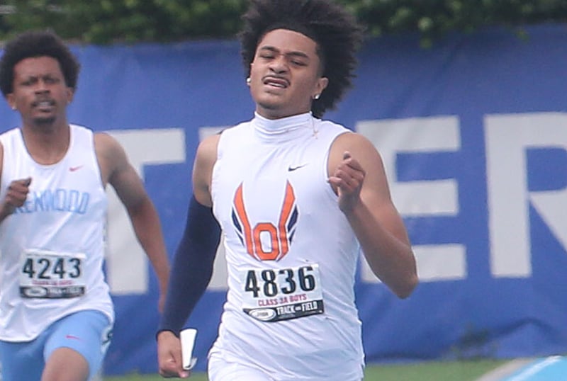 Oswego's Dontrell Young competes in the 400 meter run during the IHSA Class 3A Boys Track & Field State Finals on Saturday, May 31, 2025 at Eastern Illinois University in Charleston.