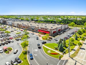 Algonquin Commons shopping center sold for reported $100M after revamp