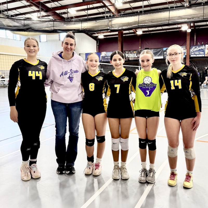 Coach Shannon Jenkins is joined by PCJH players Kinsey Pierski (from left) Lillian Bouxsein, Natalie Guadiana, Annie Judd and Jaylynn Dickey for the All-State Classic in East Peoria.