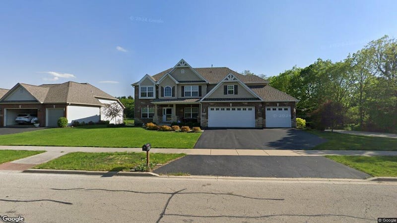 Single-family home in Yorkville goes for $595,000