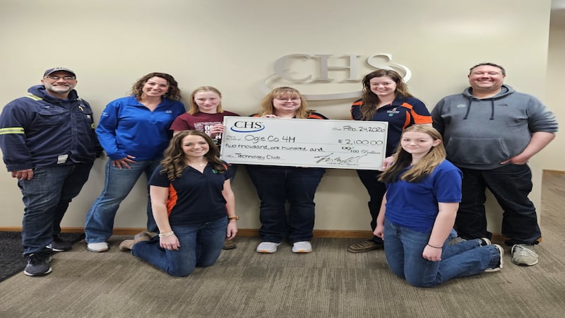 CHS Rochelle supports Ogle County 4-H with donation