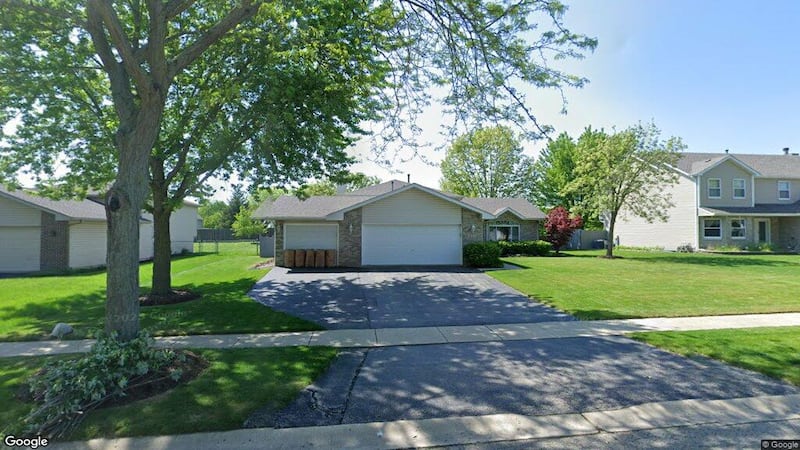 Oswego: Single-family home goes for $387,500