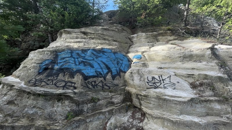 Visitors urged to report damage at Starved Rock, Matthiessen
