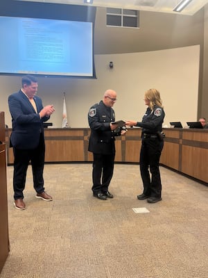 Officer Scott Evans named Morris Police Officer of the Year