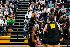 Joliet West, Lockport advance with wins, will meet Thursday for sectional championship