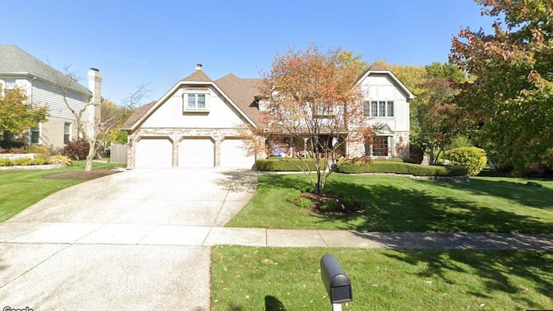 Single-family home sells in Hinsdale for $1.48 million