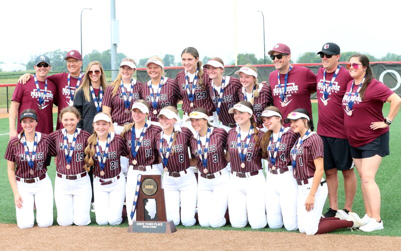 Members of the Prairie Ridge softball team pose with the Class 3A State third place trophy on Saturday, June 14, 2025 at the Louisville Slugger Sports Complex in Peoria.