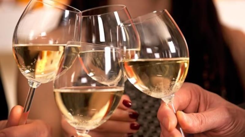East Dundee’s Wine Down Wednesdays series kicks off June 9 for the season