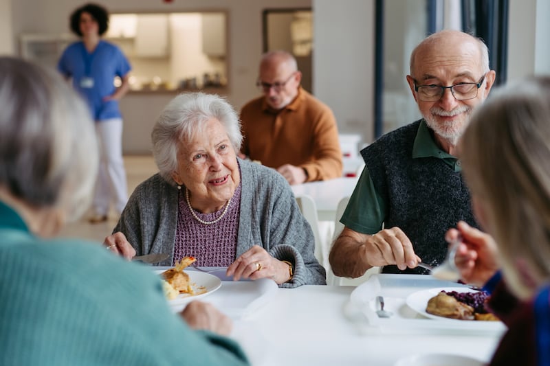 Heritage Woods of Batavia - June is Alzheimer’s and Brain Awareness Month: What Seniors Should Know