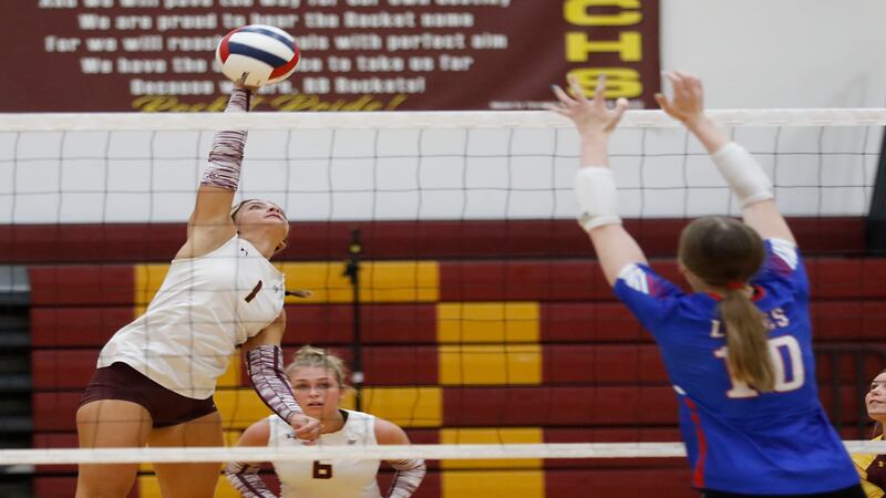 Photos: Lakes vs. Richmond-Burton girls volleyball