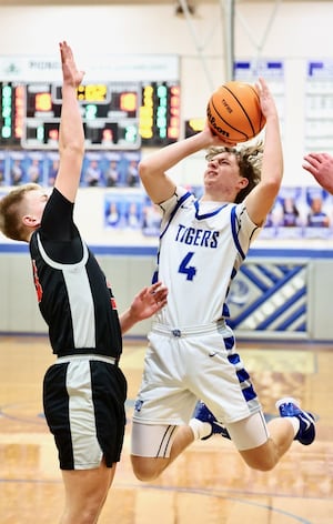 Photos: E-P at Princeton boys basketball 