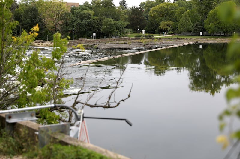 Batavia dam, Fox River