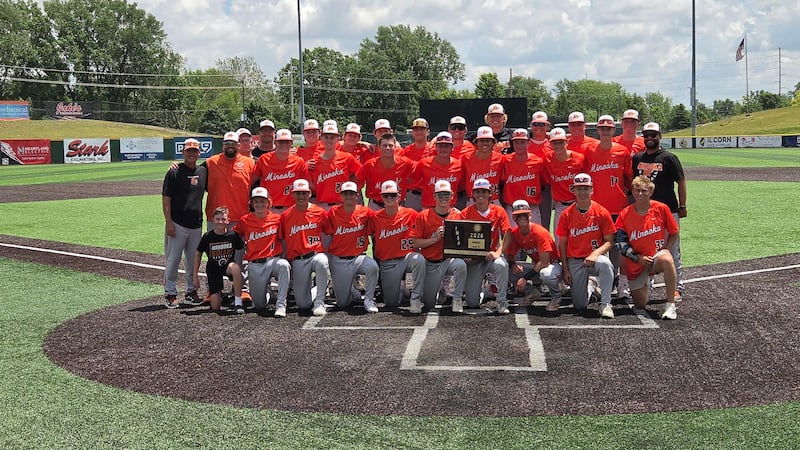 Minooka continues to power through postseason with 15-1 win over Edwardsville