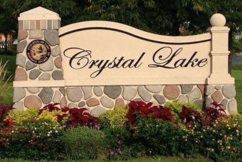 Crystal Lake entry sign for Crystal Lake, Illinois