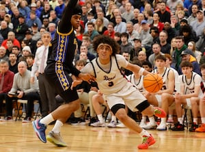 Here are 2026 IHSA boys basketball postseason storylines to watch in the Suburban Life area