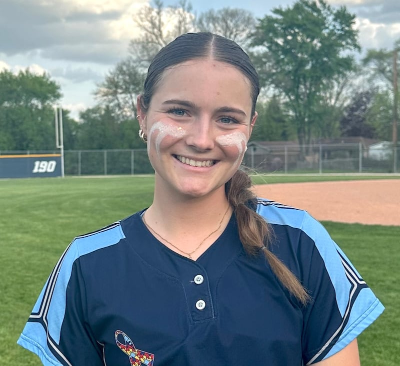 Lake Park's Caleigh Cusack