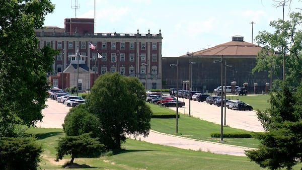 Rebuilt Stateville prison in Crest Hill to include separate facilities for men and women