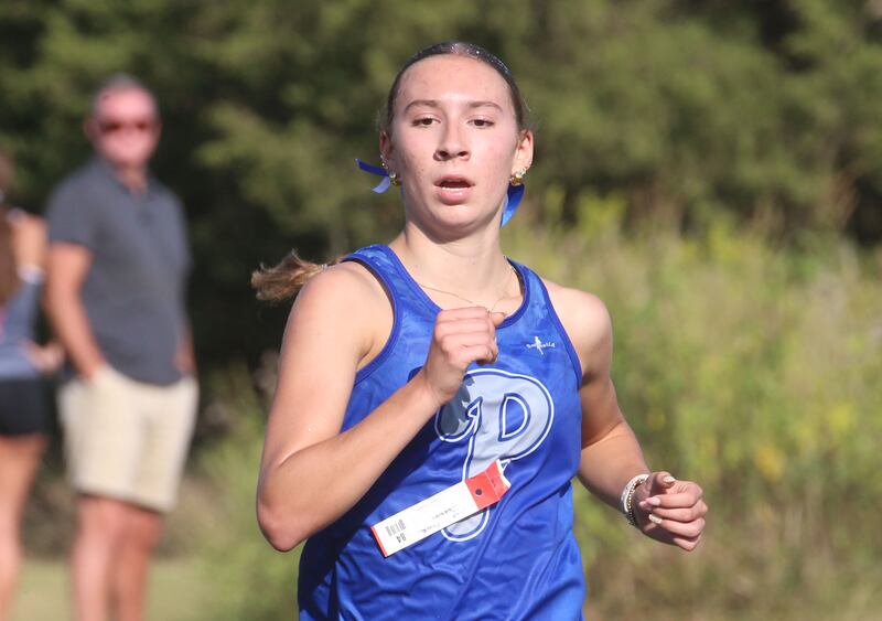 Princeton's Ruby Acker, runs during the Ottawa Nautical Mile Relay on Tuesday, Sept. 2, 2025 at Catlin Park in Ottawa.