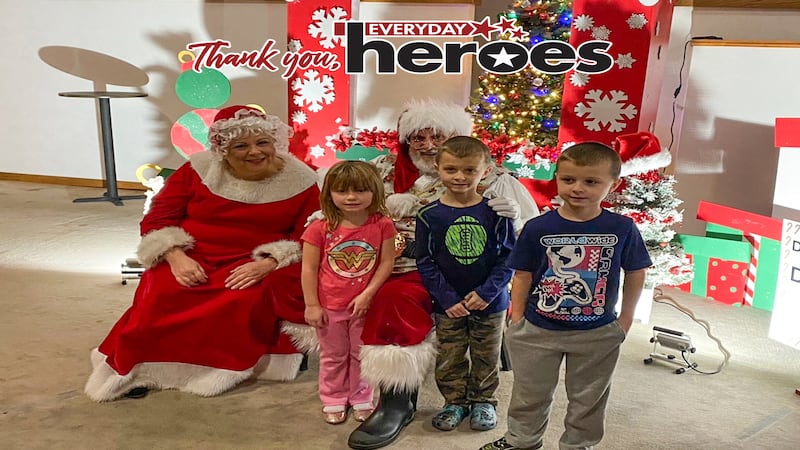 Santa brings joy, scholarships to first responders in Grundy County