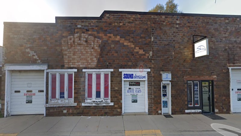Redevelopment package for downtown Yorkville building along Fox River set for vote