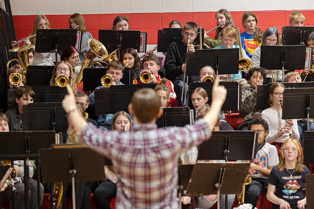 Amboy Junior High pep band hits all the right notes