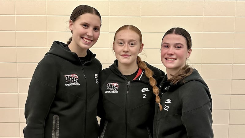 Libertyville claws its way past Huntley in Class 4A sectional semifinal