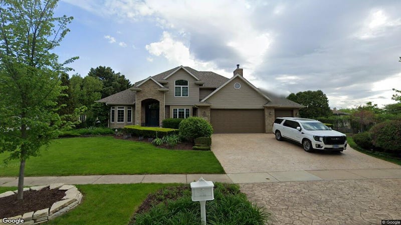 Sale closed in Joliet: $485,000 for a single-family home