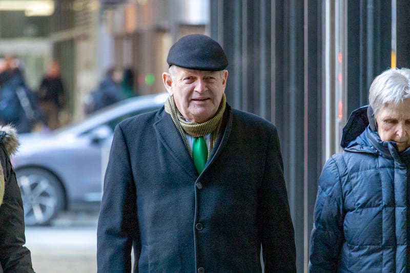Longtime Springfield lobbyist Mike McClain and his wife Cinda walk toward the Dirksen Federal Courthouse on Jan. 27, 2025, ahead of further closing arguments in his and former Illinois House Speaker Michael Madigan’s federal corruption trial.