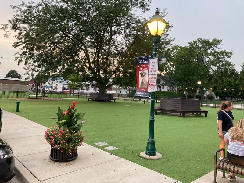 Manteno's Board of Trustees failed to OK a purchase of a pavilion kit that would be constructed in this area of the Square on Second. The measure will be brought up again at a future meeting.