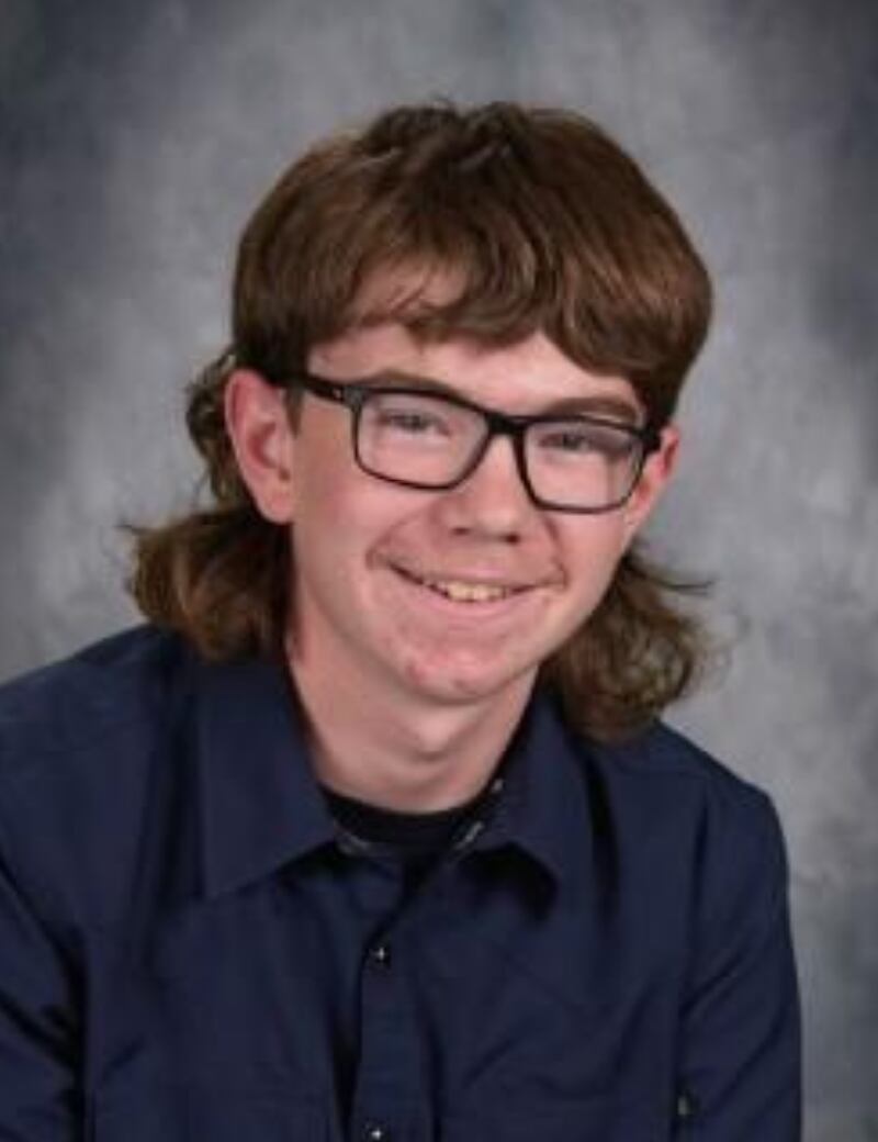 Stillman Valley High School recently announced that sophomore Bryce Files was awarded a grant to use towards his supervised agricultural experience project from Valent USA.