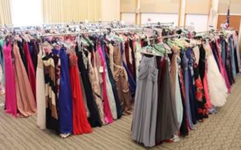 Zengeler Cleaners’ annual prom dress collection drive was a huge success this year, helping make prom dreams come true for hundreds of northern Illinois high school women.