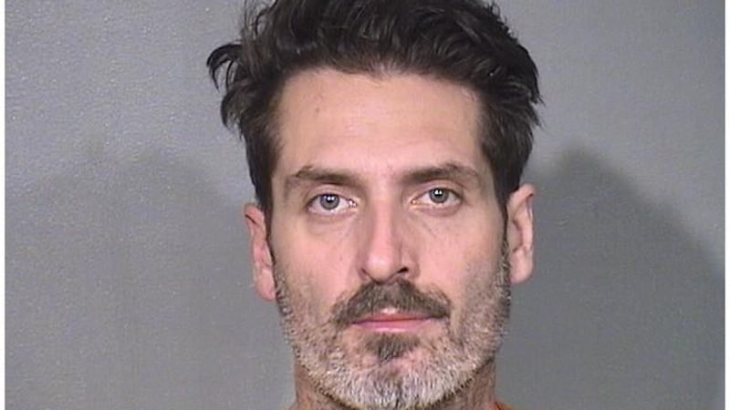 Lake in the Hills man charged with drug-induced homicide is detained in county jail pretrial