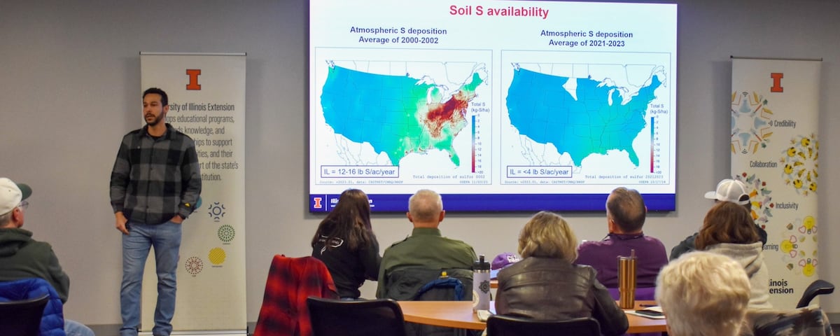 University of Illinois Extension hosts Oglesby Agronomy Summit for farmers