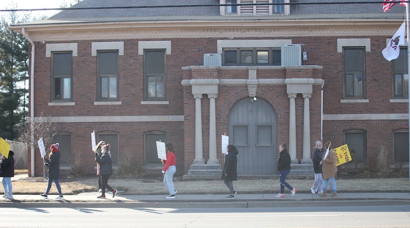Streator Elementary School District No.44 picket outside of administration building on Thursday, Feb. 27, 2025 in Streator.