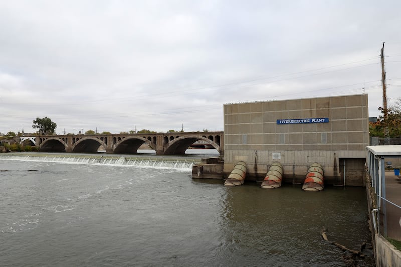 The Kankakee River flows past the Kankakee's Kankakee’s hydroelectric plant on Wednesday, Oct. 22, 2025. The Kankakee City Council approved a $362,100 contract to upgrade the plant with water pumping system to be used to cool energy-producing turbines.