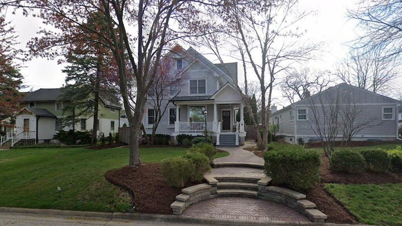 Single-family home in Hinsdale sells for $1.75 million