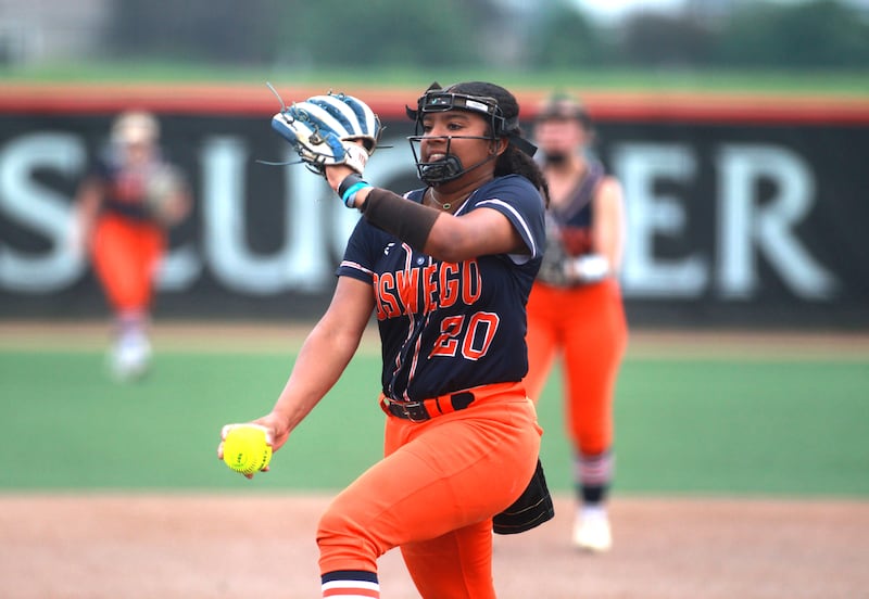 Oswego's Jaelynn Anthony pitches during a IHSA Class 4A state semifinal game against Oak Park-River Forest on Friday, June 13, 2025 at the Louisville Slugger Sports Complex in Peoria.