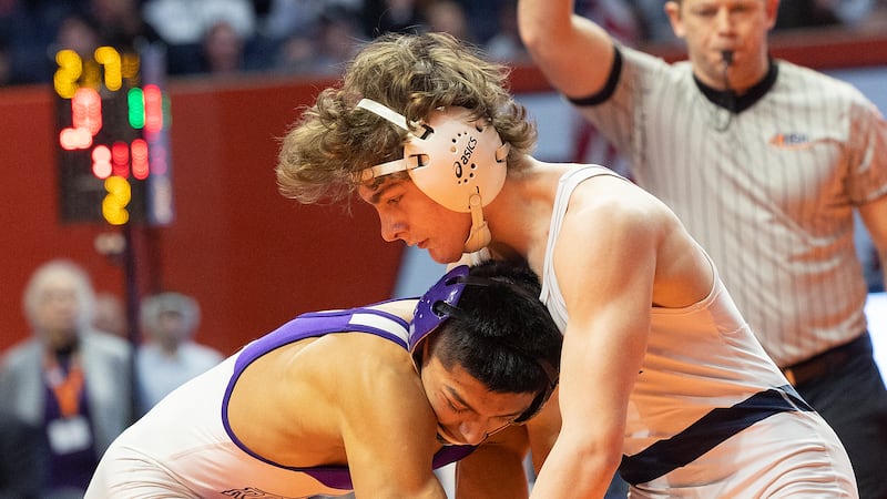 IC Catholic Prep, Montini wrestling both well-stocked to make another run at team trophies