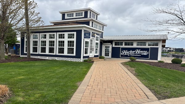 Italian restaurant Valentino’s opens second location at Heritage Harbor in Ottawa