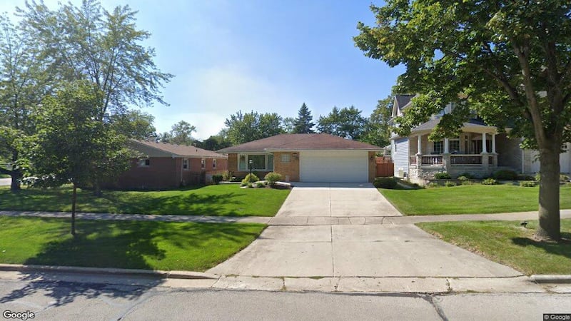 Downers Grove: Single-family home goes for $545,000